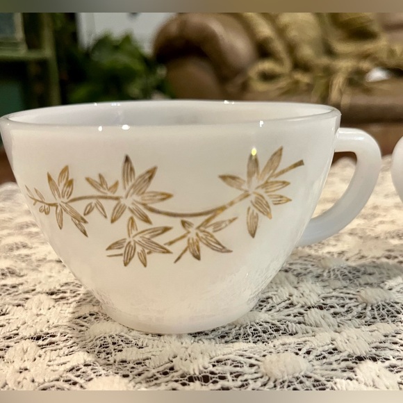 1960’s Federal Glass Milk Glass Cups - Picture 2 of 9